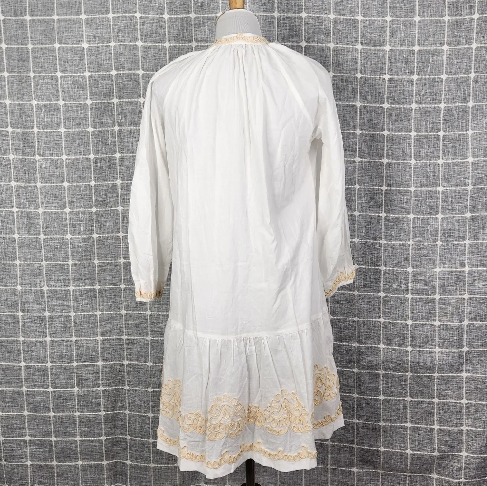 Bella Tu Embroidered Dress - Picture 5 of 7